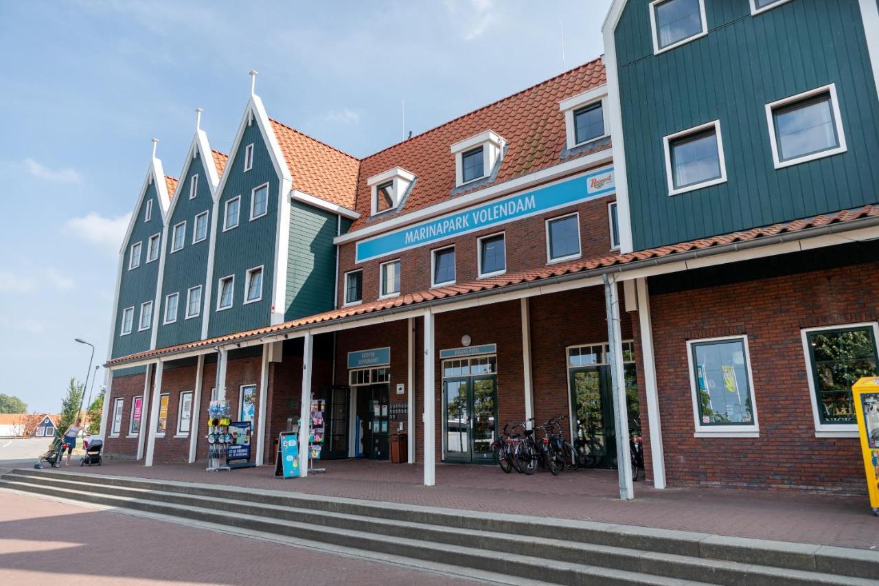 Roompot Hotel Marinapark Volendam Exterior foto