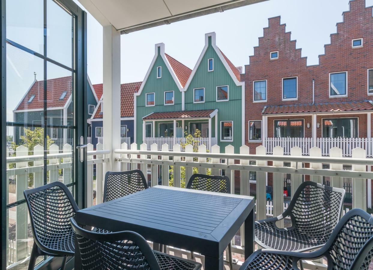 Roompot Hotel Marinapark Volendam Zimmer foto